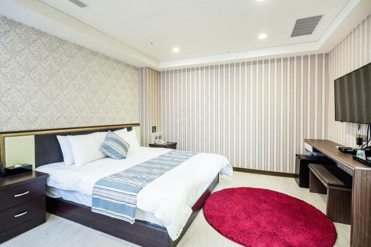 טאיצ'ונג Hosin Hotel מראה חיצוני תמונה